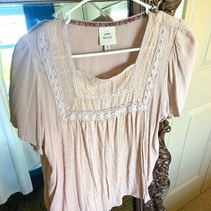 Women's Short Sleeve Embroidered Flowy Pink Top